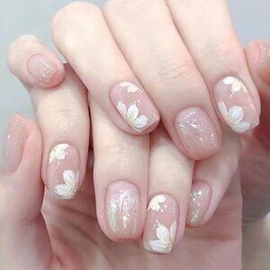 24Pcs Nude Gradient Press on Nails with White Flower Design